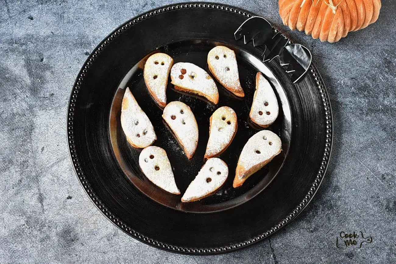 Halloween Ghost Linzer Cookies