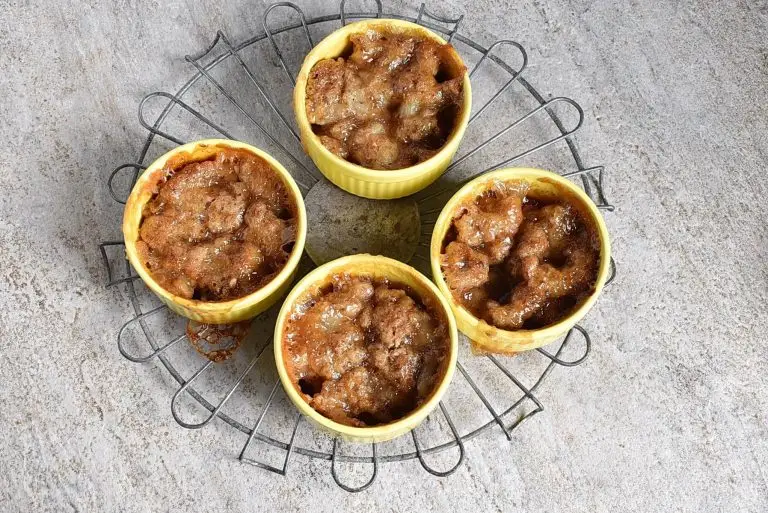 Step 10 - Pear and Ginger Pudding Cakes