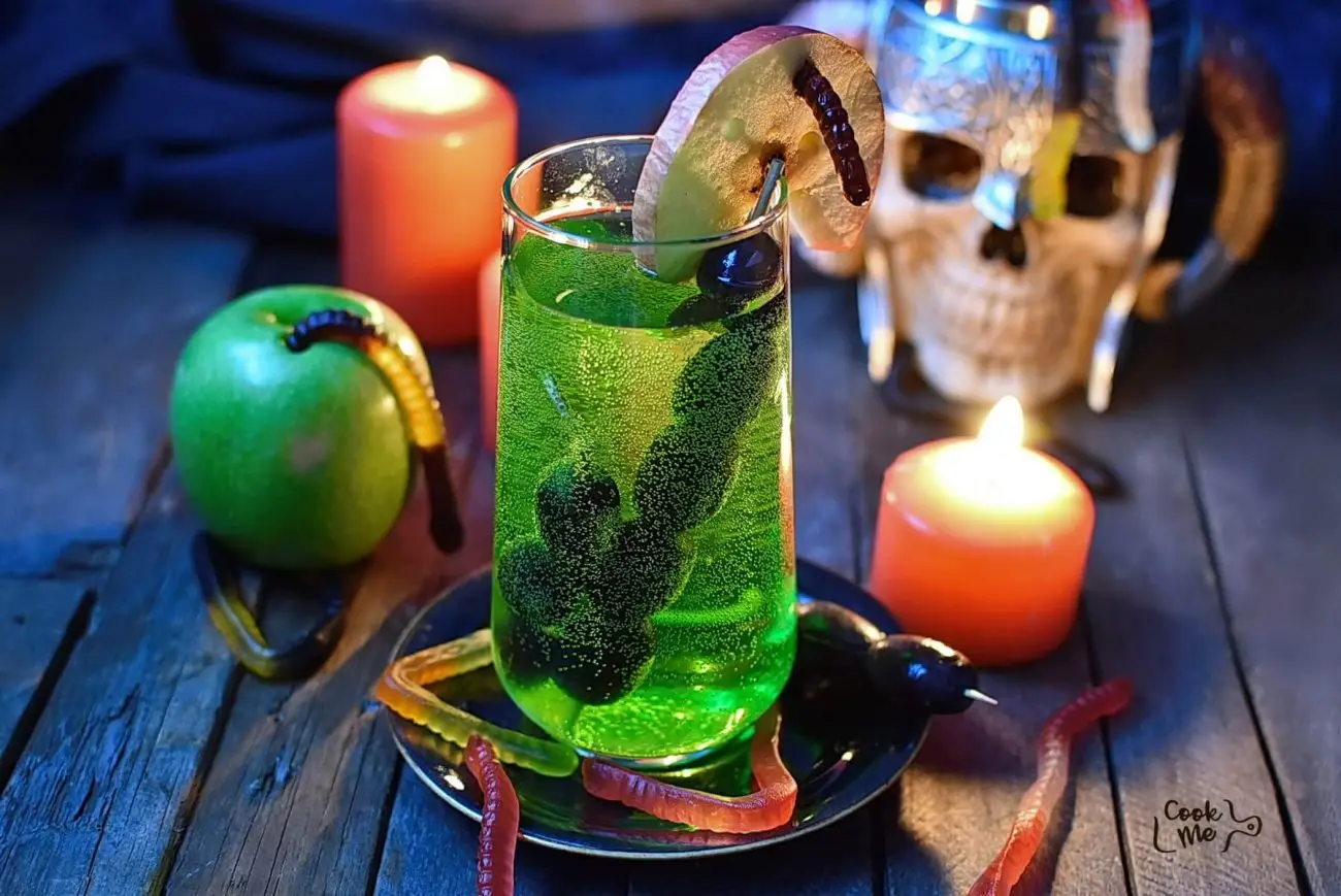 Wicked Poisoned Apple Halloween Cocktail