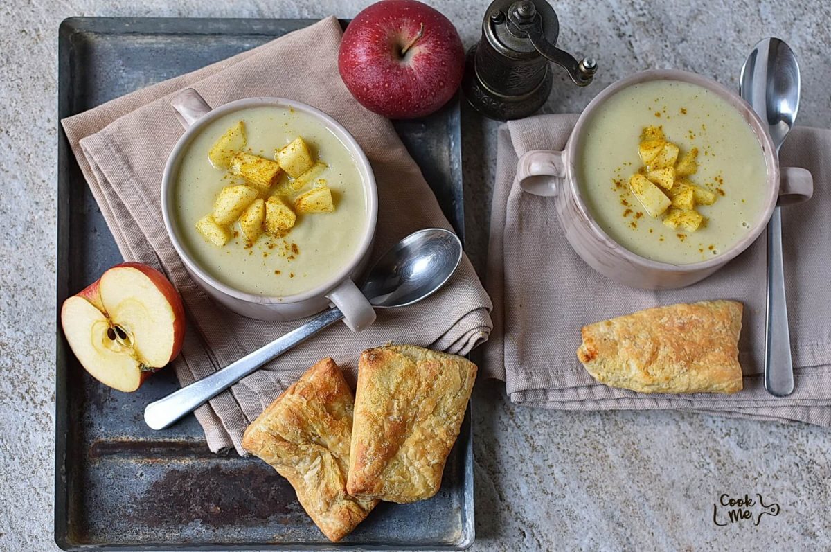Curried Cauliflower Soup with Apples