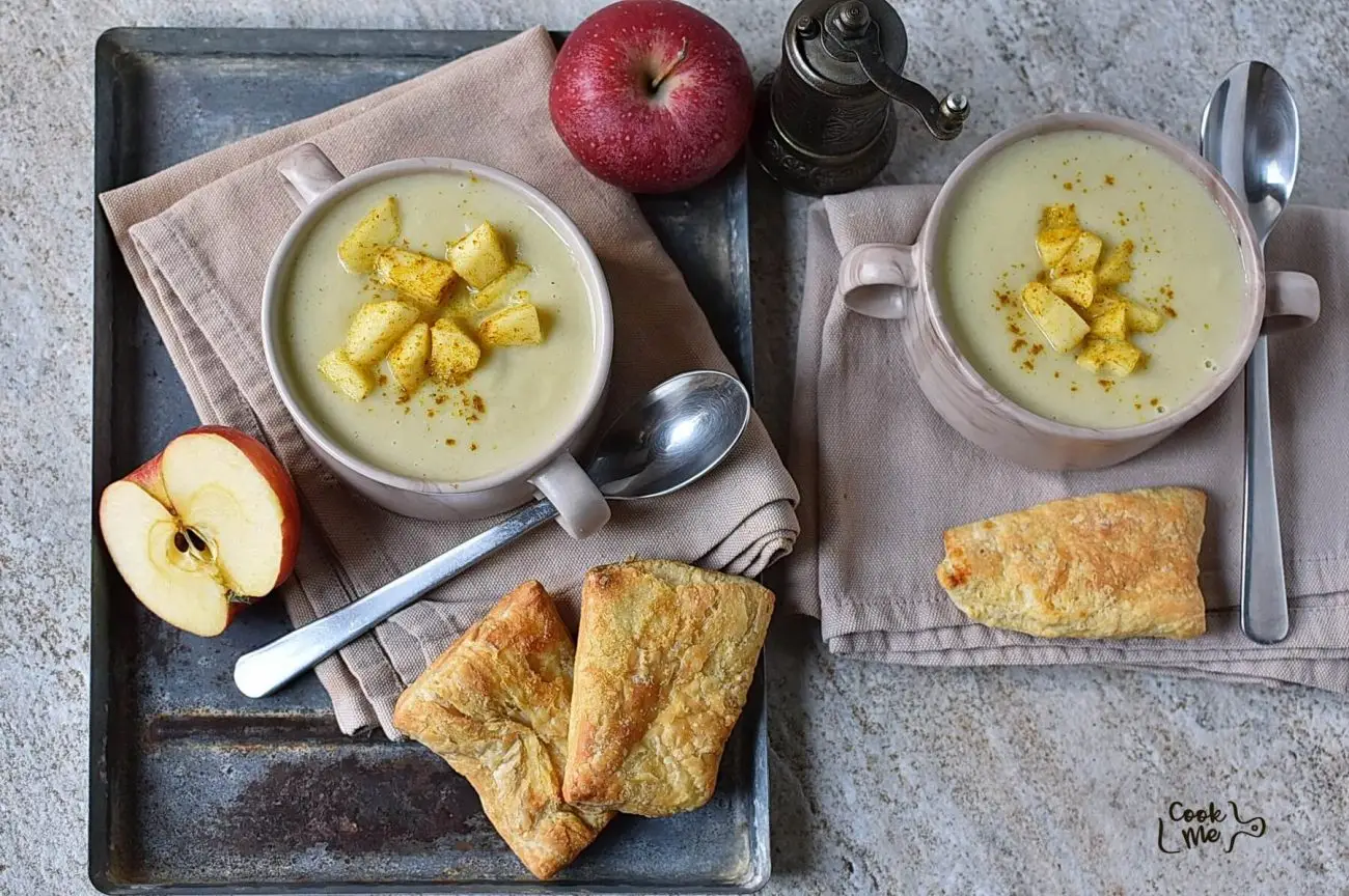 Curried Cauliflower Soup with Apples