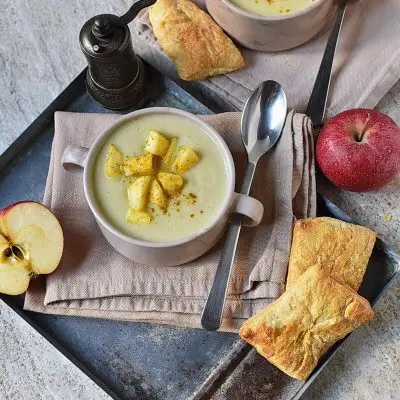 Cauliflower Soup with Apples Curried Recipe