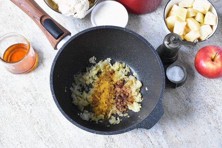 Step 2 - Curried Cauliflower Soup with Apples