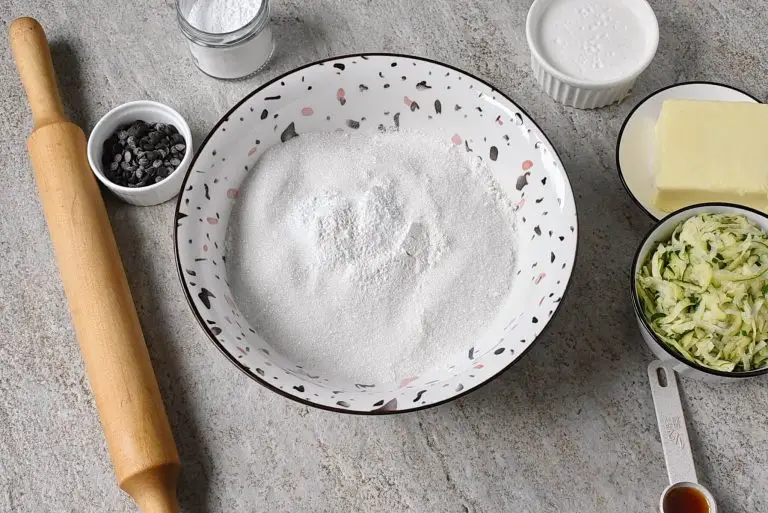 Chocolate Chip Zucchini Scones recipe - step 2