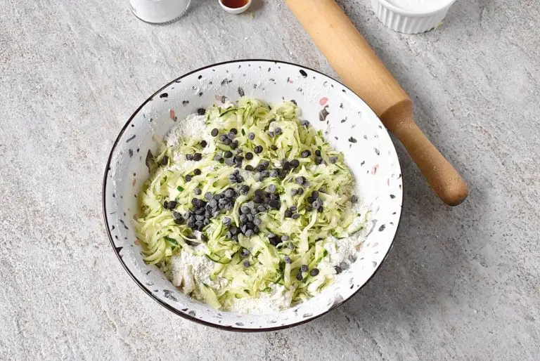 Chocolate Chip Zucchini Scones recipe - step 4