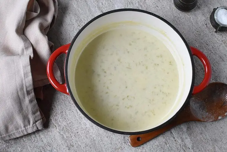 Cream of Celery Soup recipe - step 4
