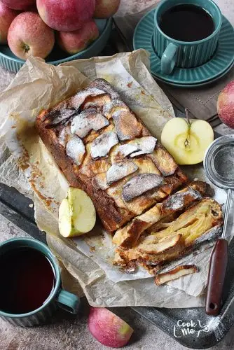 Invisible Apple Cinnamon Cake