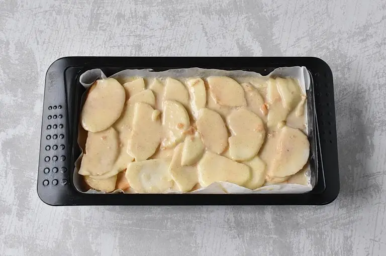 Step 7 - Invisible Apple Cinnamon Cake