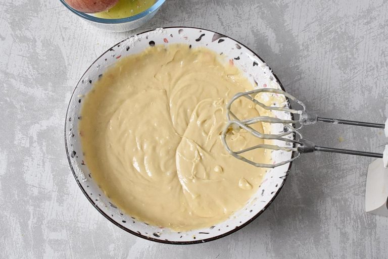 Step 6 - German Apple Cake (Mannheimer Apfelkuchen)