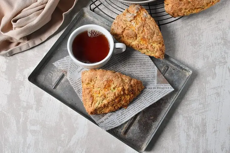 How to serve Zucchini Cheddar Scones