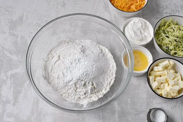 Zucchini Cheddar Scones recipe - step 2