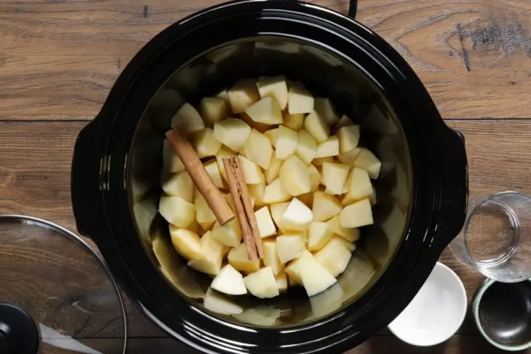 Slow Cooker Applesauce recipe - step 2