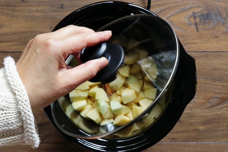 Step 3 - Slow Cooker Applesauce