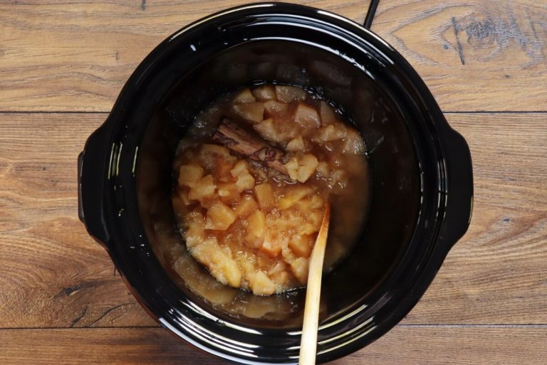 Step 3 - Slow Cooker Applesauce