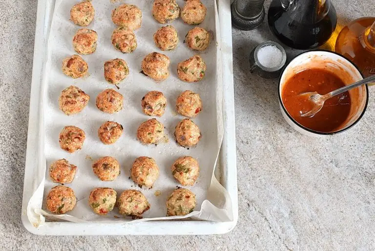 Baked Spicy Chicken Meatballs recipe - step 4