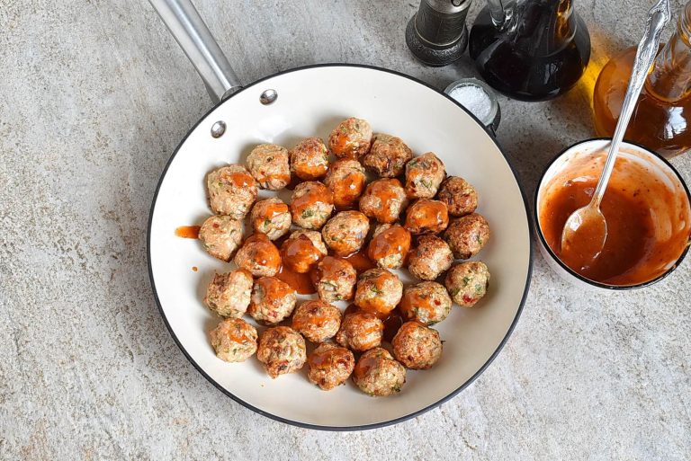 Step 6 - Baked Spicy Chicken Meatballs