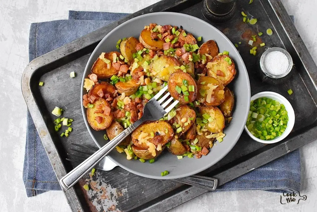 Cheesy Roasted Potatoes with Bacon