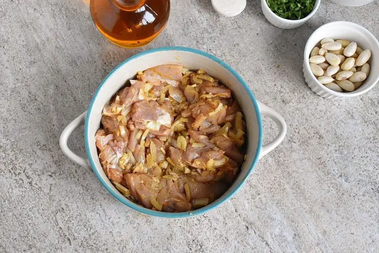 Step 1 - Spiced Chicken Tagine with Apricots