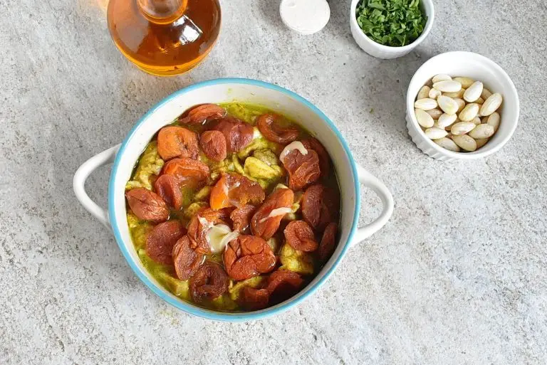 Step 3 - Spiced Chicken Tagine with Apricots