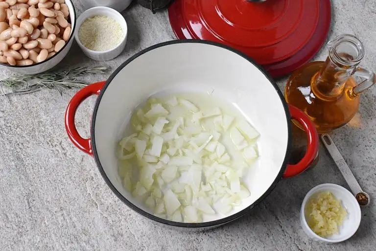 Step 1 - Mediterranean White Bean Soup