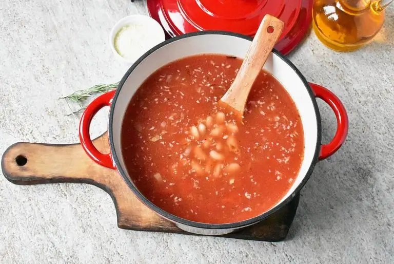 Step 3 - Mediterranean White Bean Soup