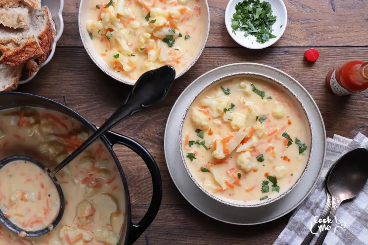Easy Homemade Cauliflower Soup