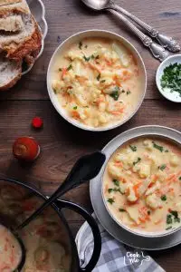 Easy Homemade Cauliflower Soup