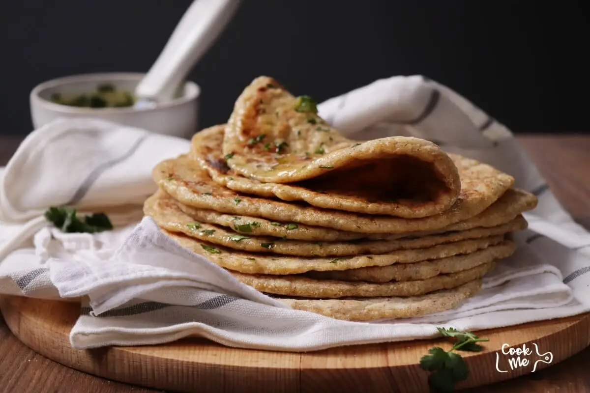 Gluten-Free Naan Bread – Soft & Easy!