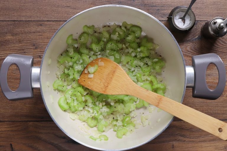 Step 1 - Broccoli Soup with Feta Cheese & White Beans