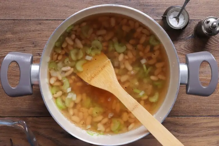 Broccoli Soup with Feta Cheese & White Beans recipe - step 2