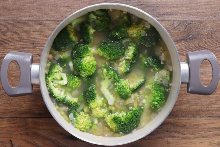Step 3 - Broccoli Soup with Feta Cheese & White Beans