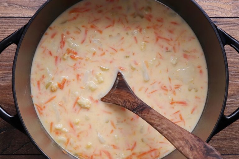 Step 5 - Easy Homemade Cauliflower Soup