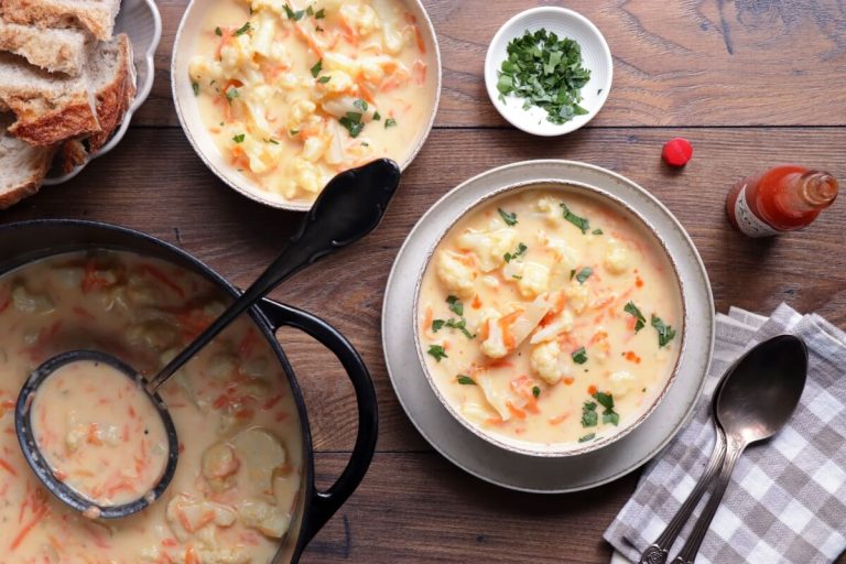 Step 6 - Easy Homemade Cauliflower Soup