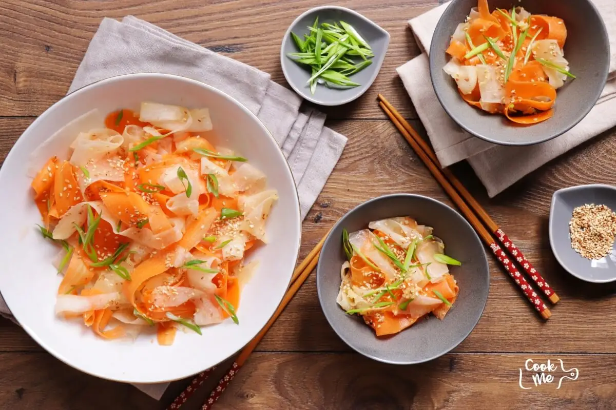 Daikon Carrot Salad with Sesame Ginger Dressing