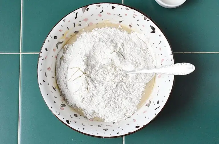 Easy & Delicious Egg-Free Banana Muffins recipe - step 4