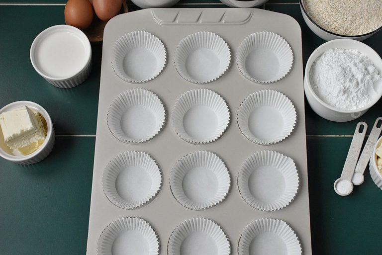 Step 1 - Gluten-Free Banana Cupcakes with Creamy Nutella Frosting