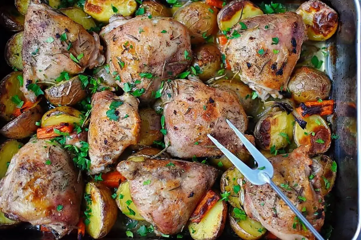 One-Pan Garlic Roasted Chicken and Potatoes Recipe