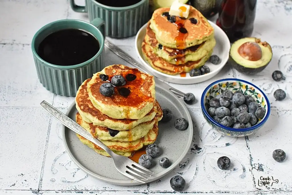 Pancakes with Avocado and Blueberries