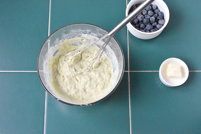 Step 3 - Pancakes with Avocado and Blueberries