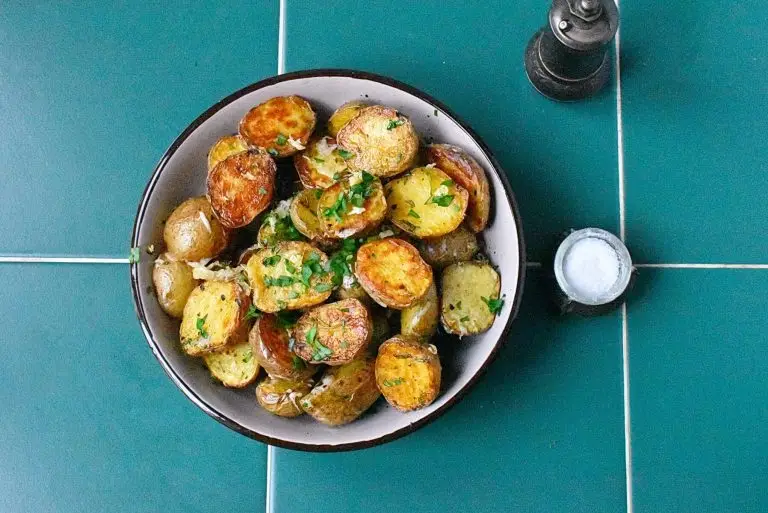 Step 7 - Perfectly Crispy Garlic and Rosemary Potatoes