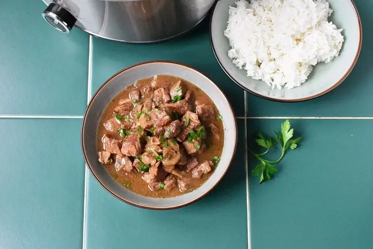 How to serve Slow Cooker Steak Bites