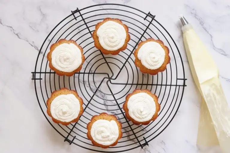 Step 9 - Easter Carrot Cakes
