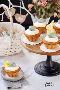 Easter Carrot Cakes