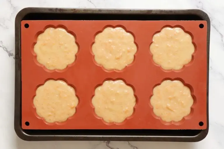 Step 5 - Easter Carrot Cakes