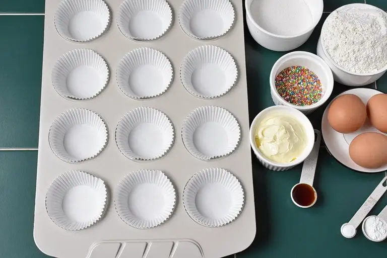 Step 1 - Butterfly Cupcakes