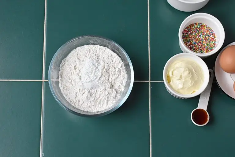 Step 2 - Butterfly Cupcakes