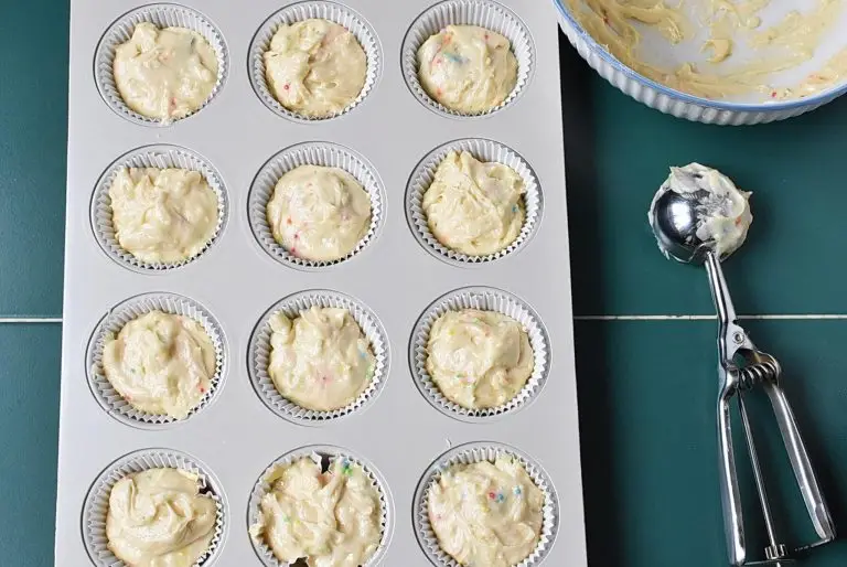 Step 8 - Butterfly Cupcakes