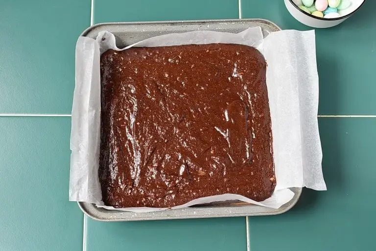 Step 5 - Easter Brownies