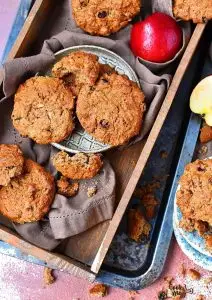Vegan Oatmeal Apple Cookies