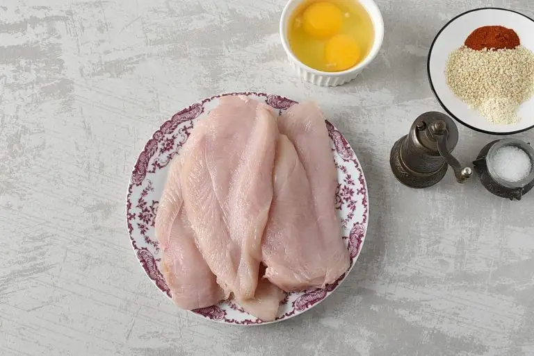 Step 1 - Chicken Schnitzel